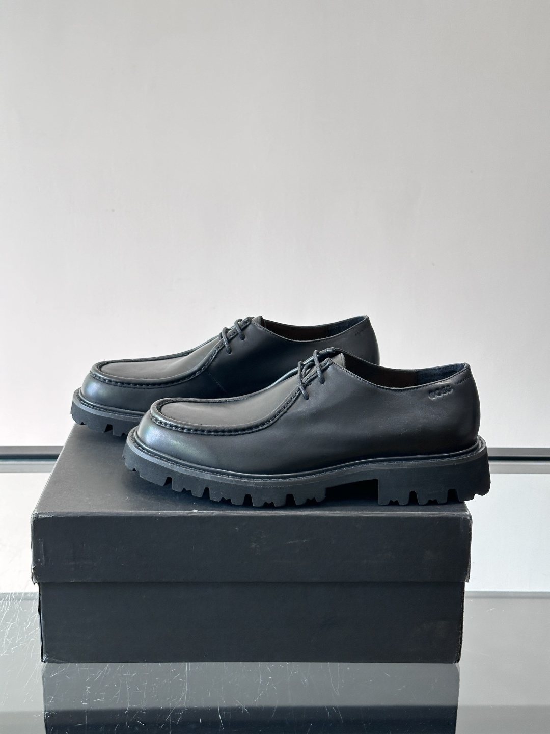 BOSS Men's Suede Lug Sole Derby Shoes